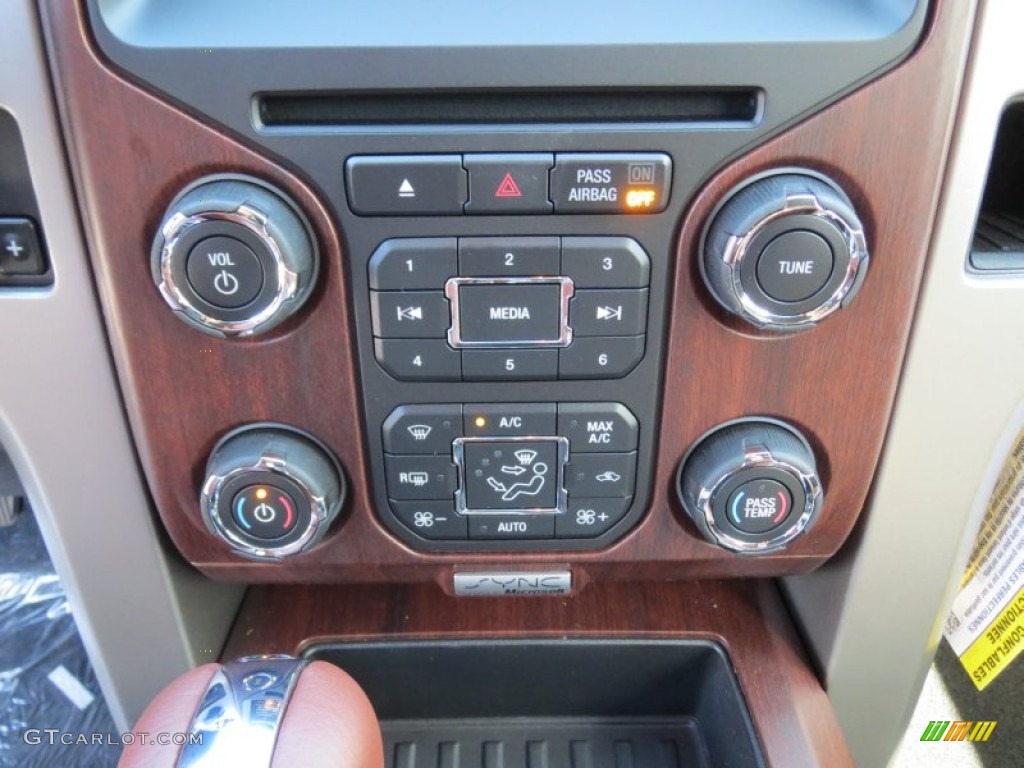 2013 Ford F150 King Ranch SuperCrew Controls Photo #73834376