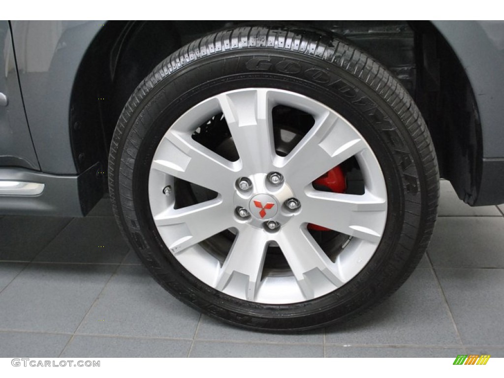 2011 Mitsubishi Outlander SE Wheel Photo #73834559