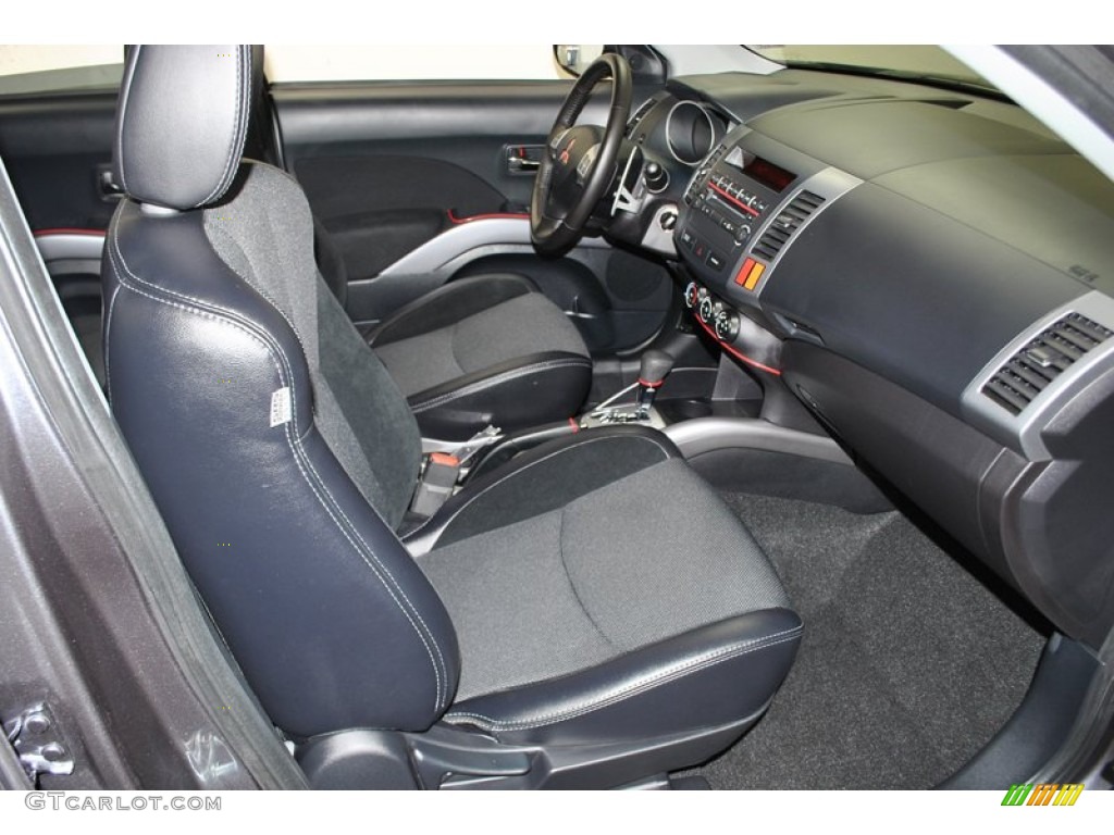 2011 Mitsubishi Outlander SE Front Seat Photo #73835144