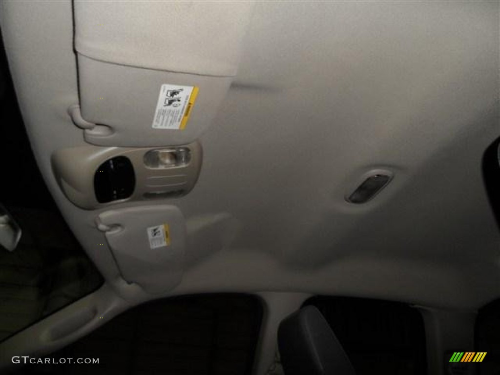 2008 Ram 1500 ST Quad Cab 4x4 - Brilliant Black Crystal Pearl / Medium Slate Gray photo #16
