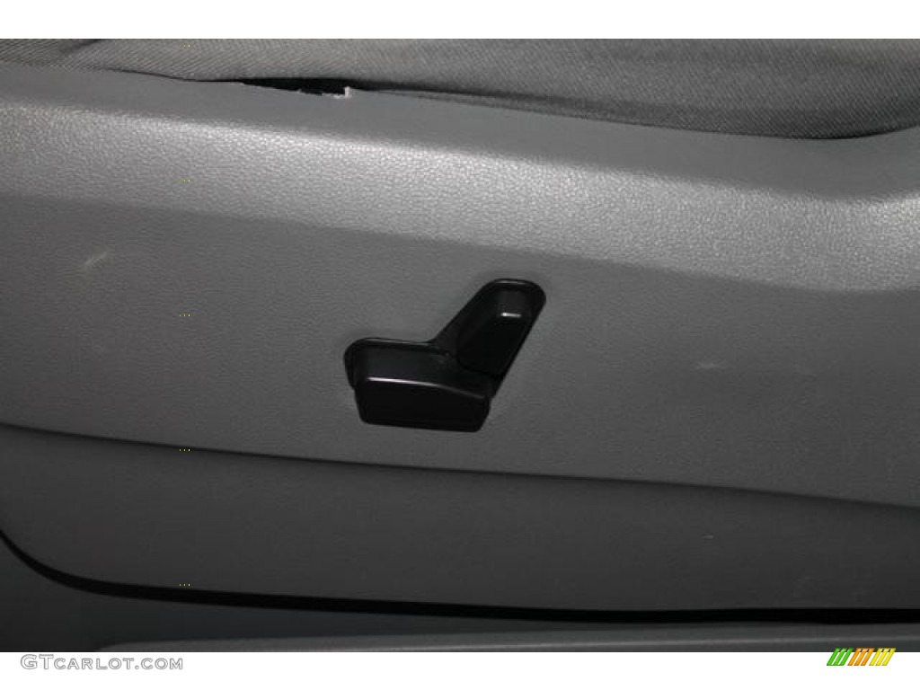 2011 Sportage EX AWD - Bright Silver / Black photo #23