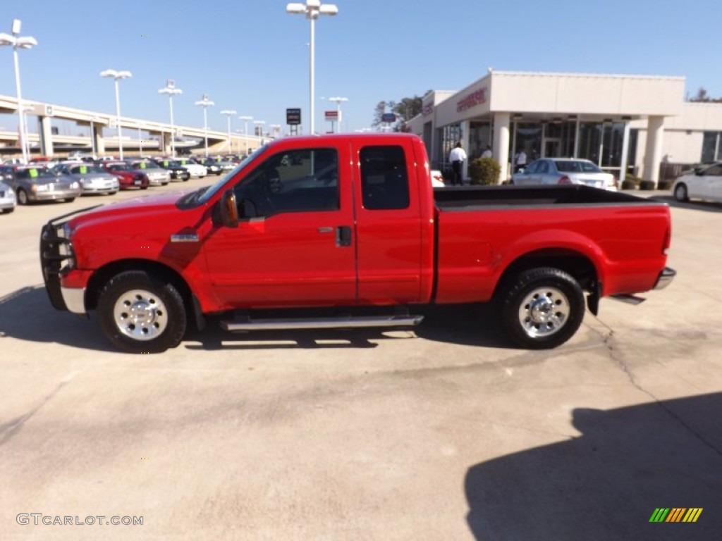 Red Clearcoat 2005 Ford F250 Super Duty XL SuperCab Exterior Photo #73839008