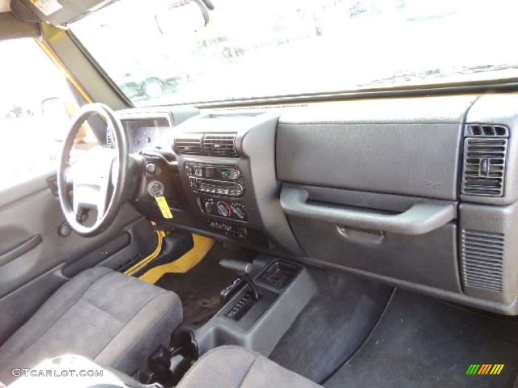 2004 Wrangler Sport 4x4 - Solar Yellow / Dark Slate Gray photo #13