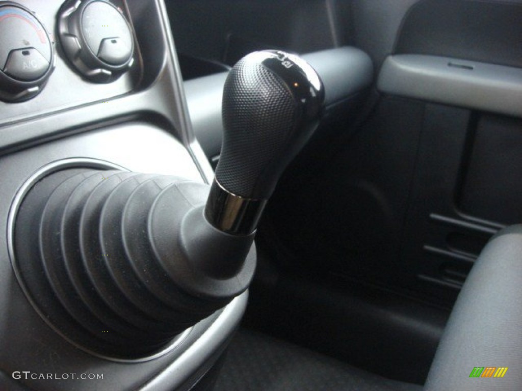 2006 Honda Element LX 5 Speed Manual Transmission Photo #73840478