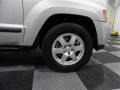 Bright Silver Metallic - Grand Cherokee Laredo Photo No. 8