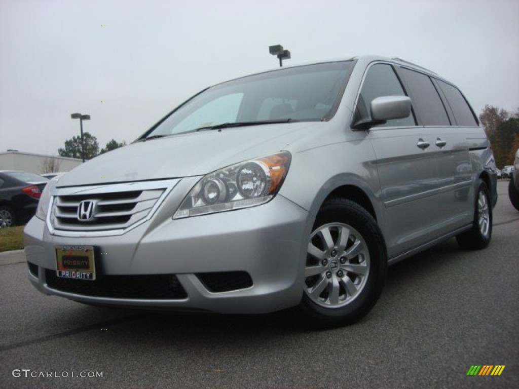 Alabaster silver metallic honda odyssey #2