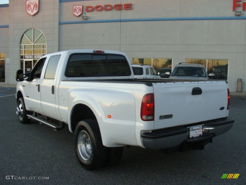 2006 F350 Super Duty Lariat Crew Cab 4x4 Dually - Oxford White / Medium Flint photo #4