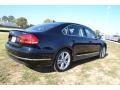 Black - Passat TDI SE Photo No. 2