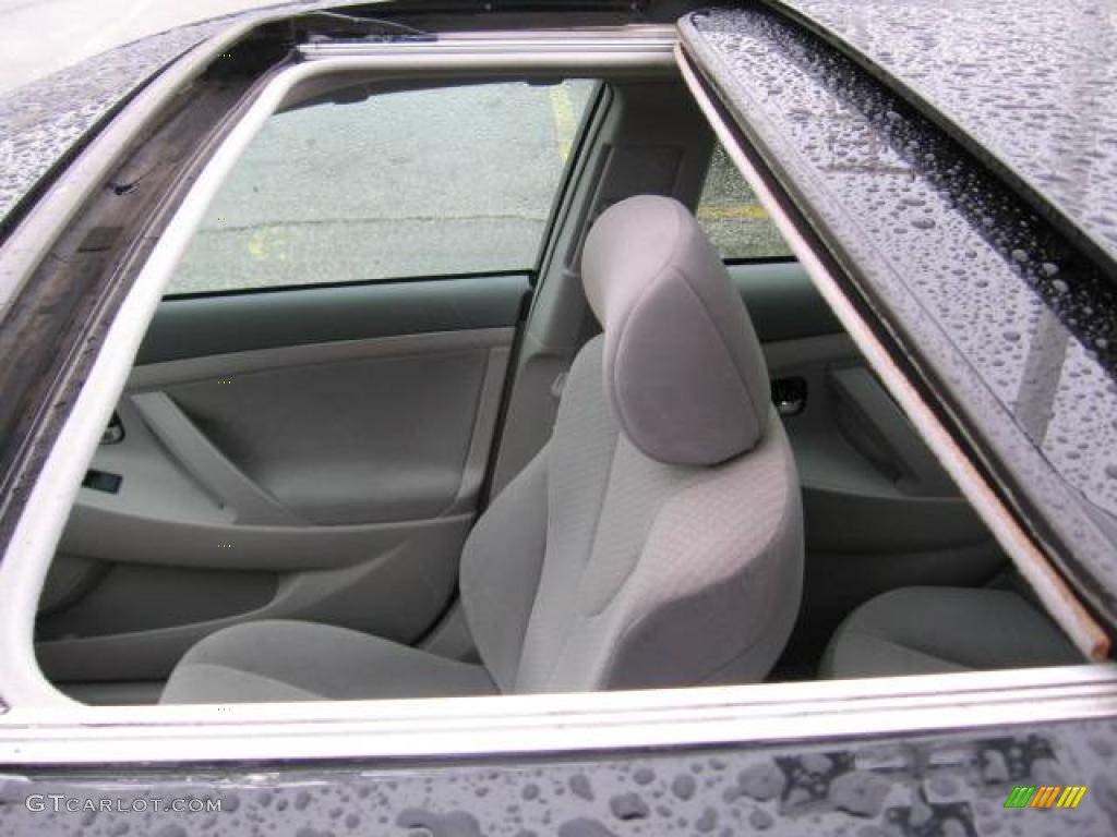 2007 Camry LE - Black / Ash photo #22