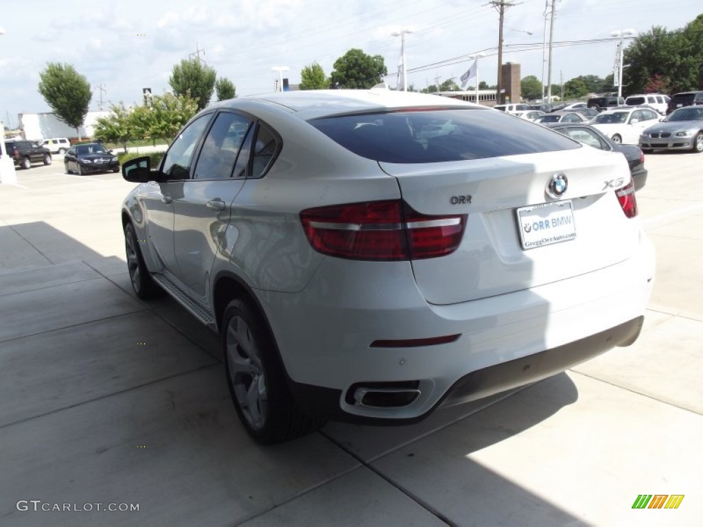 2013 X6 xDrive50i - Alpine White / Saddle Brown photo #4