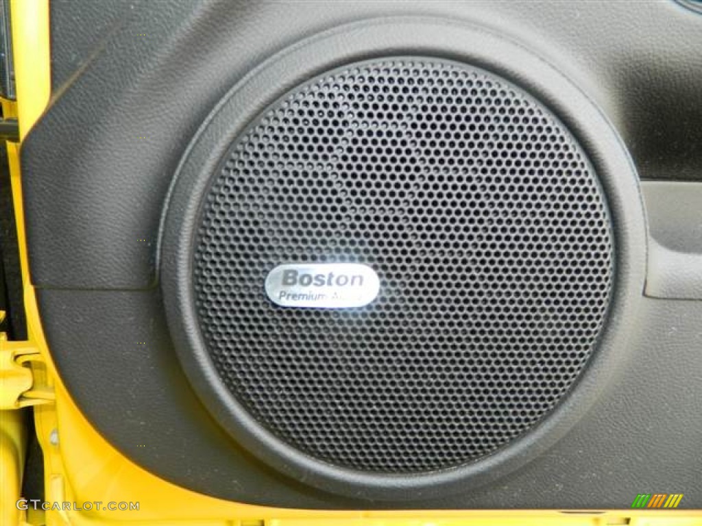 2010 Chevrolet Camaro SS Coupe Transformers Special Edition Audio System Photo #73846215