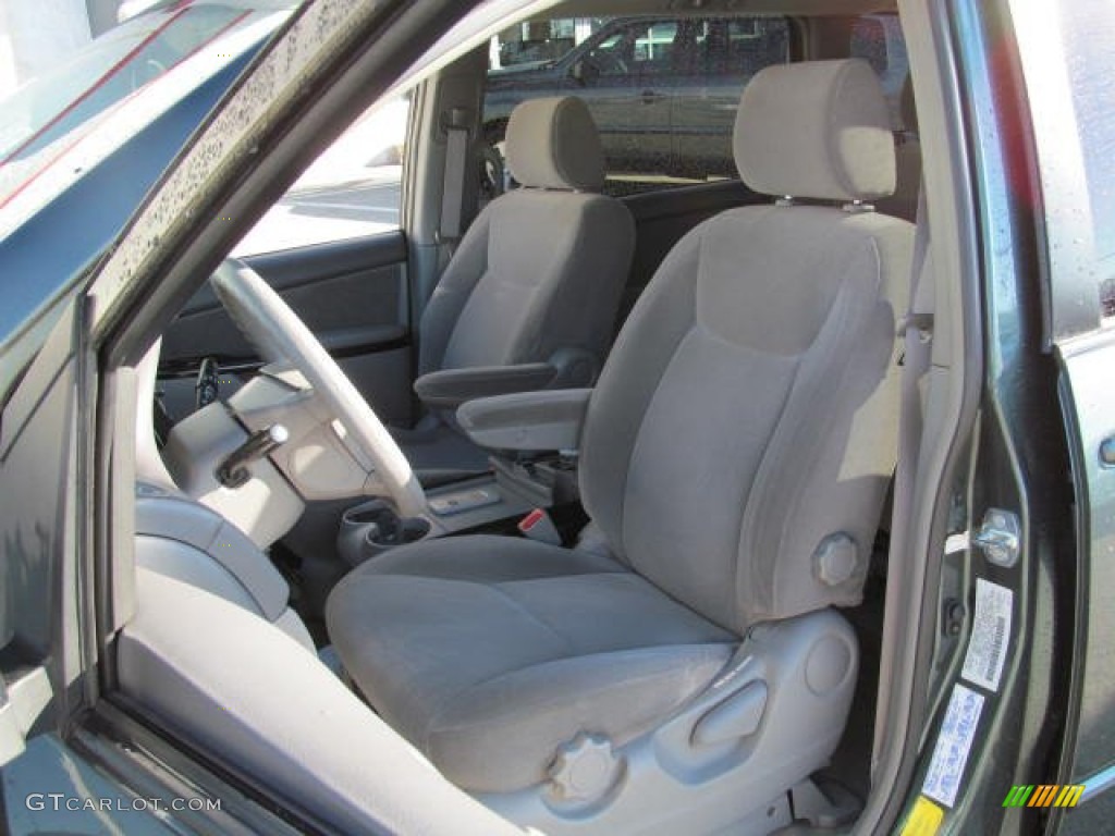 2004 Toyota Sienna LE Front Seat Photo #73848464