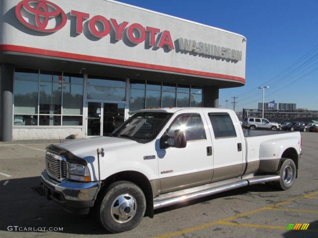 Oxford White Ford F350 Super Duty