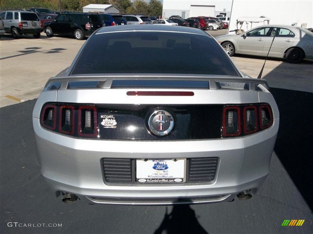 2013 Mustang V6 Coupe - Ingot Silver Metallic / Charcoal Black photo #5