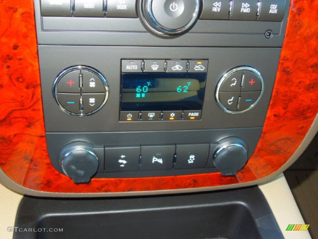 2013 Chevrolet Silverado 1500 LTZ Extended Cab 4x4 Controls Photo #73850486