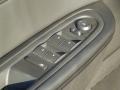 Champagne Silver Metallic - Traverse LT Photo No. 12