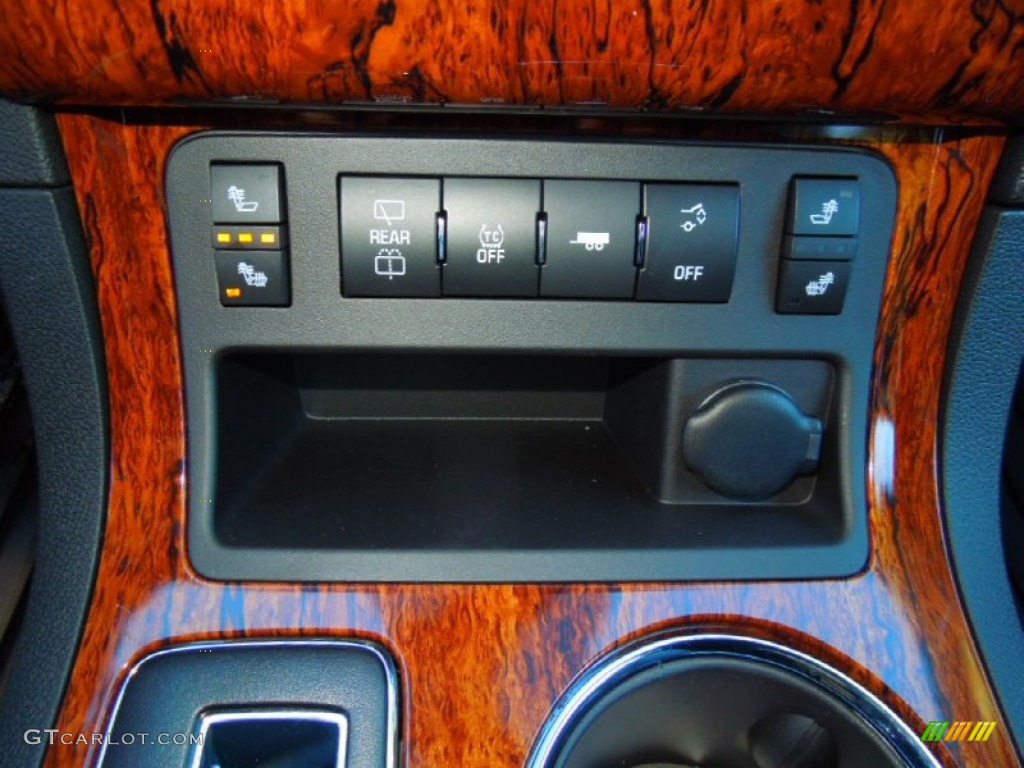 2013 Chevrolet Traverse LT Controls Photo #73851503