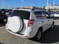 Super White - RAV4 I4 4WD Photo No. 5