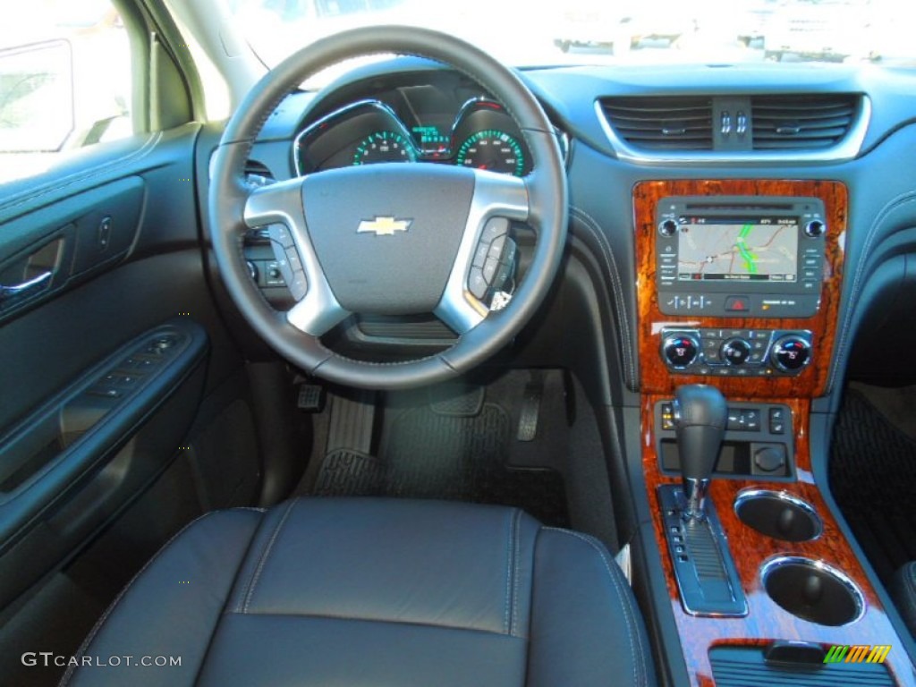 2013 Chevrolet Traverse LT Ebony Dashboard Photo #73851660