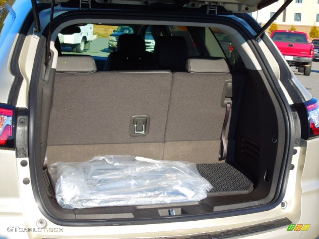 2013 Chevrolet Traverse LT Trunk Photo #73851695