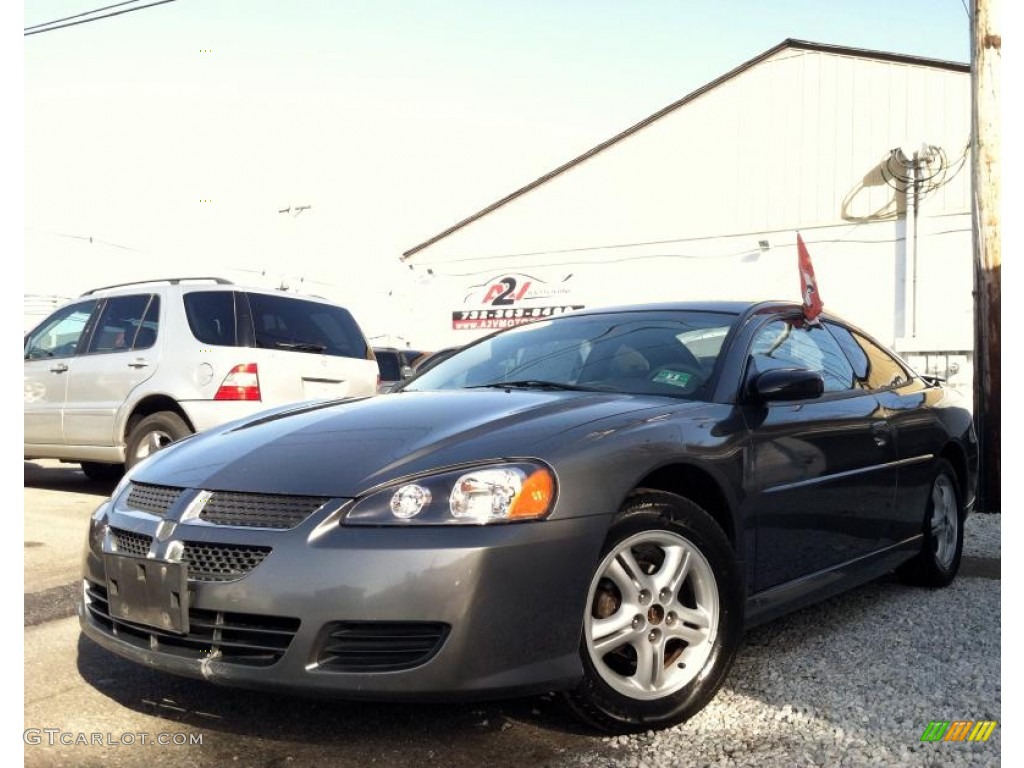 2003 Stratus SXT Coupe - Dark Titanium Metallic / Dark Taupe/Medium Taupe photo #3