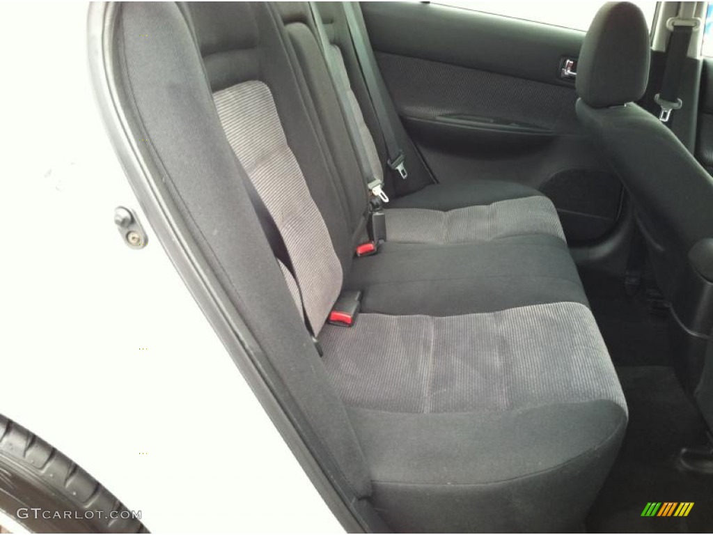 2003 MAZDA6 i Sedan - Satin Silver Metallic / Black photo #18