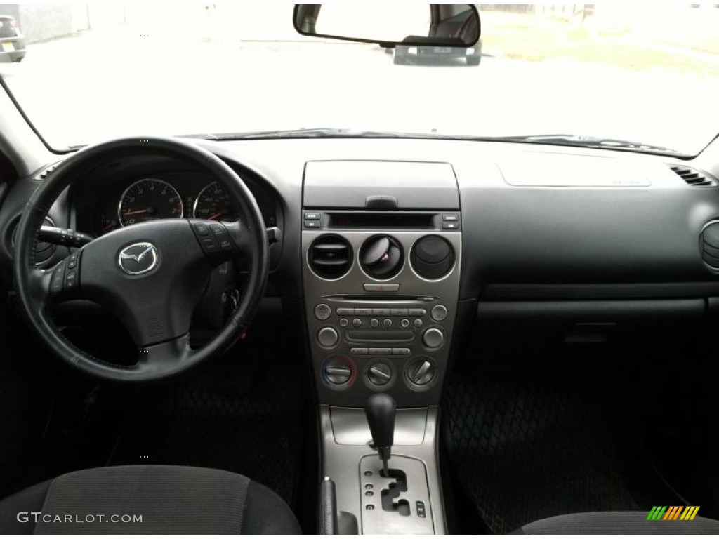 2003 MAZDA6 i Sedan - Satin Silver Metallic / Black photo #19