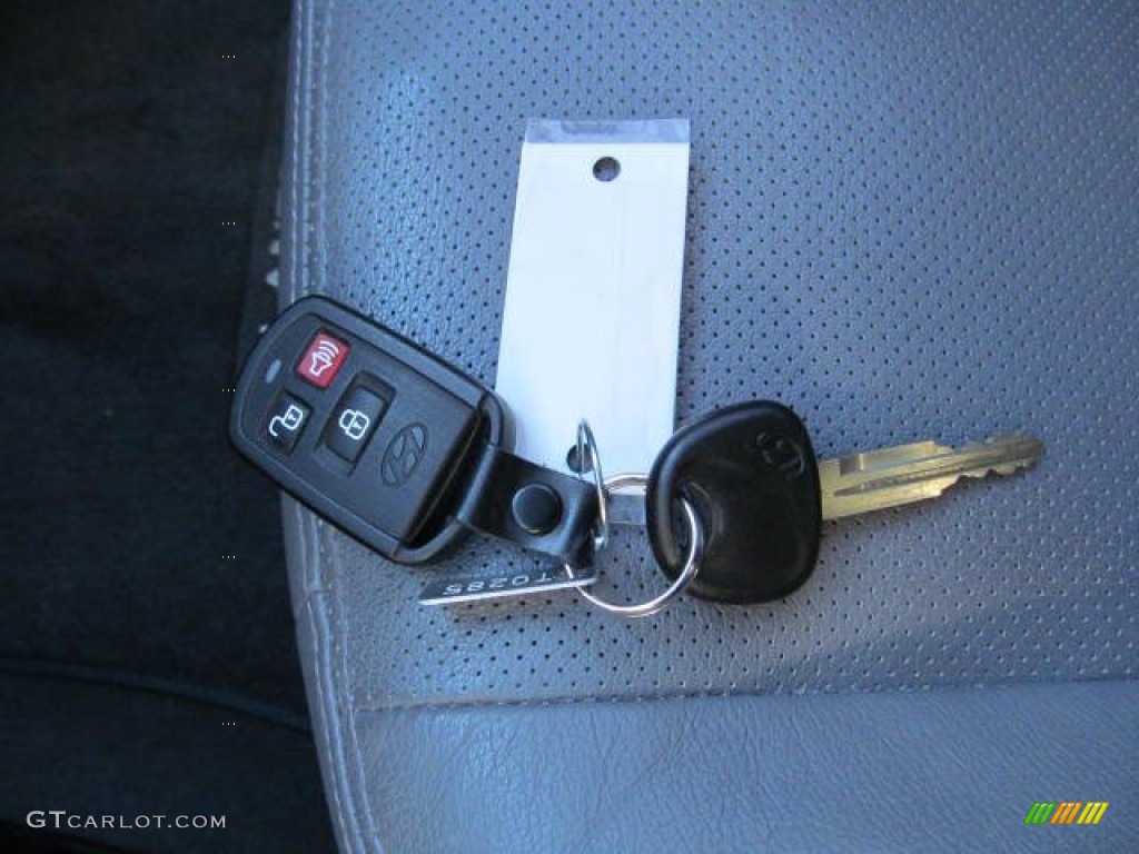 2004 Elantra GT Hatchback - Crimson Dark Red / Dark Gray photo #15