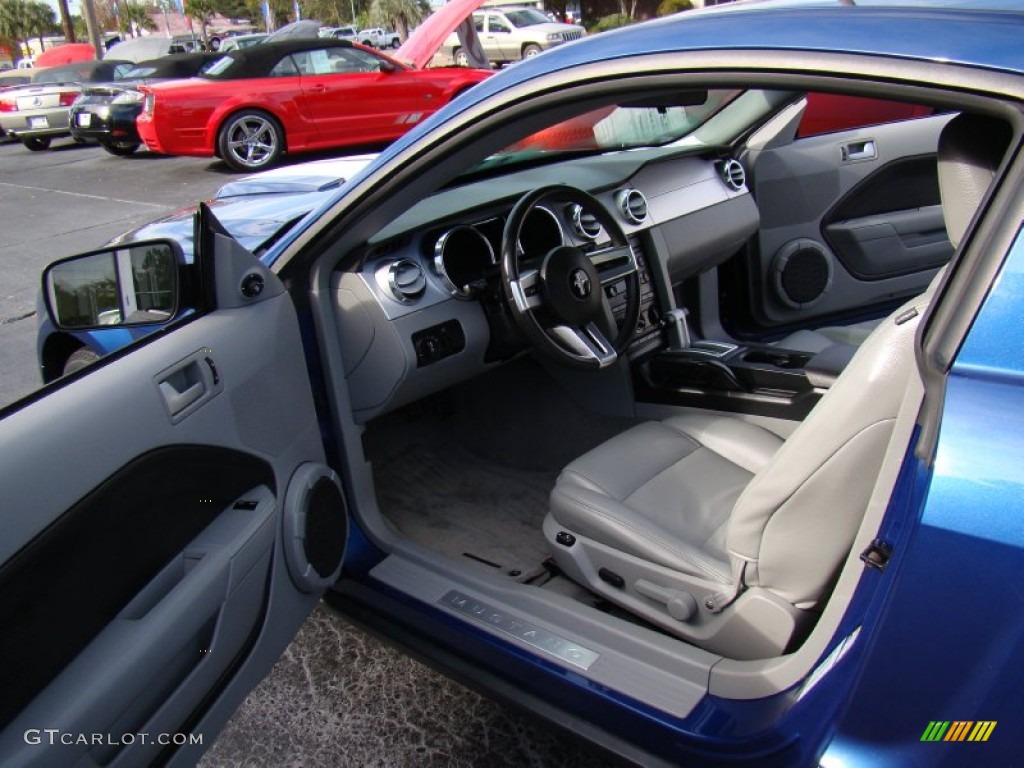 2006 Mustang V6 Premium Coupe - Vista Blue Metallic / Light Graphite photo #9