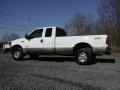 Oxford White - F350 Super Duty Lariat SuperCab 4x4 Photo No. 6