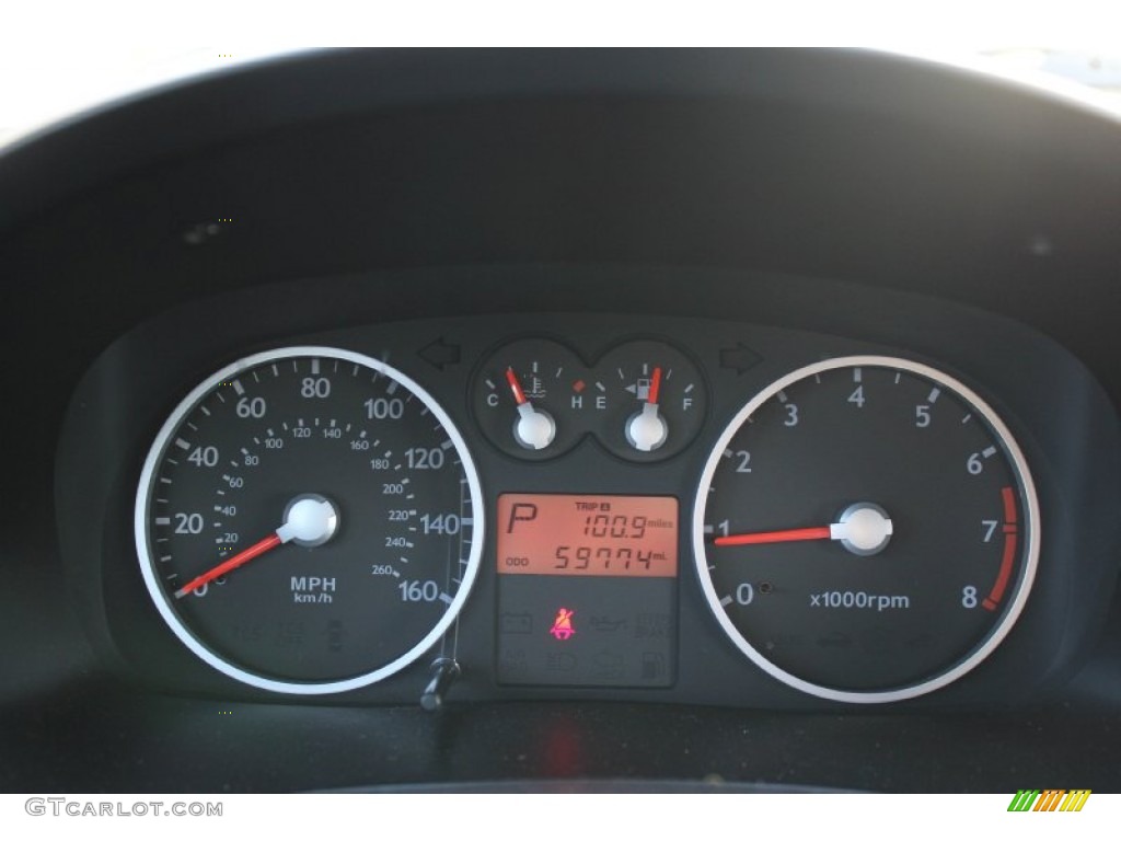 2004 Hyundai Tiburon GT Gauges Photos