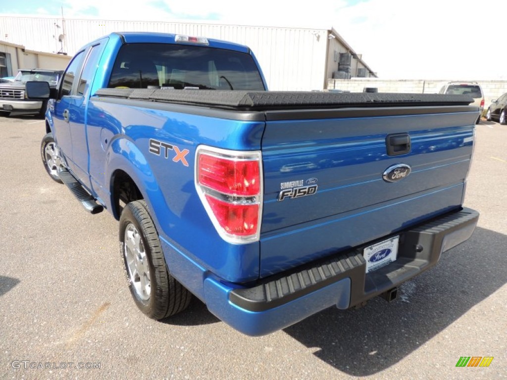 2010 F150 STX SuperCab - Blue Flame Metallic / Medium Stone photo #16