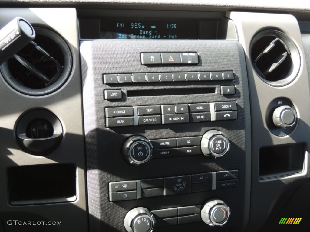 2010 F150 STX SuperCab - Blue Flame Metallic / Medium Stone photo #20