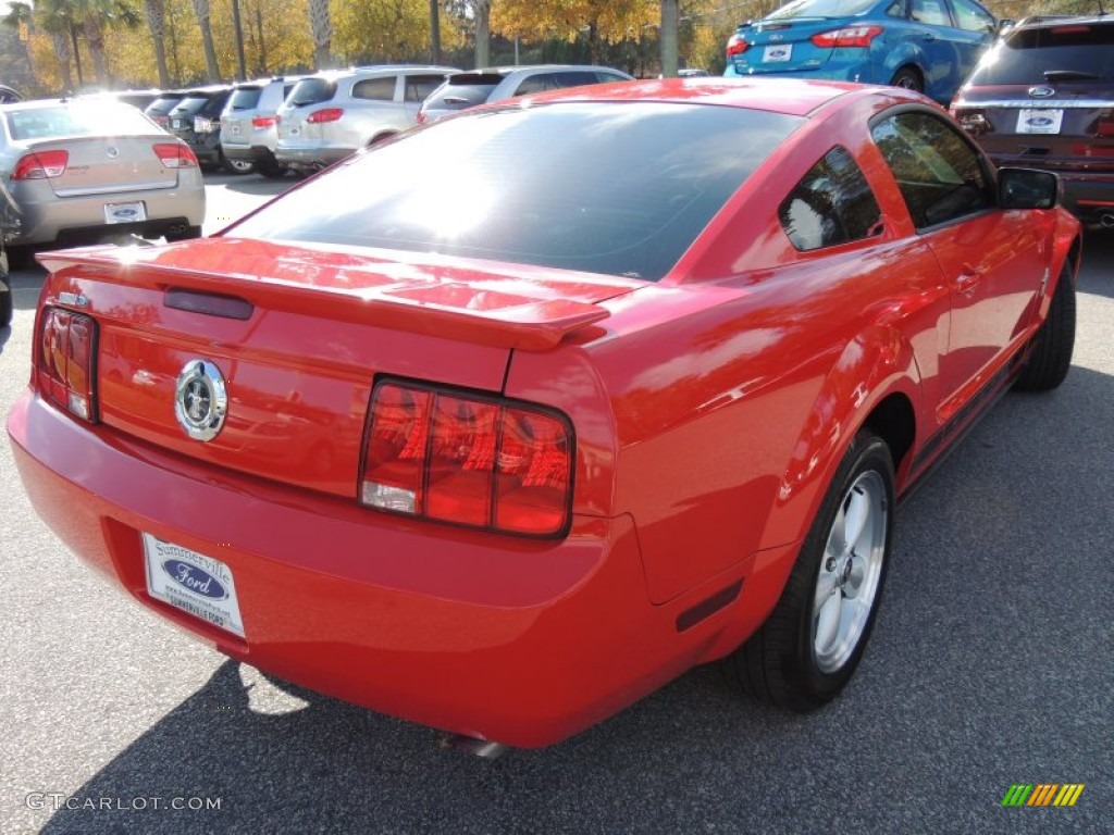 2007 Mustang V6 Premium Coupe - Torch Red / Dark Charcoal photo #12