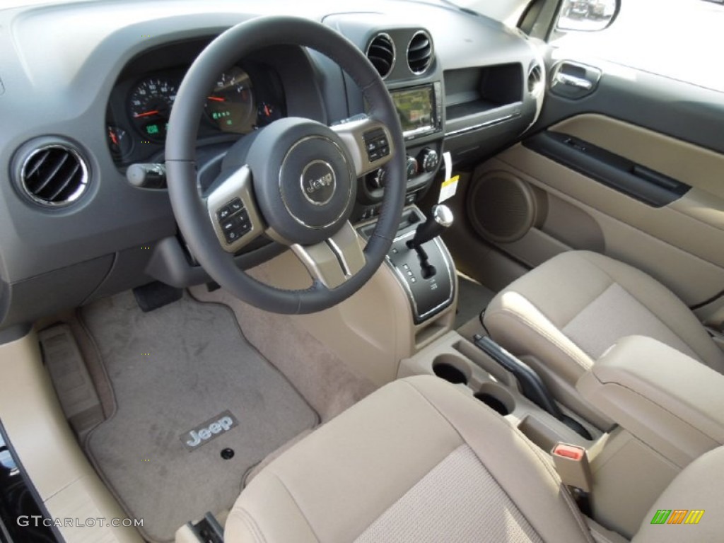 Dark Slate Gray/Light Pebble Interior 2013 Jeep Compass Latitude Photo #73862342