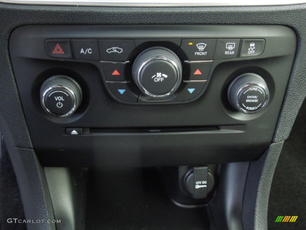 2013 Dodge Charger SE Controls Photo #73863125