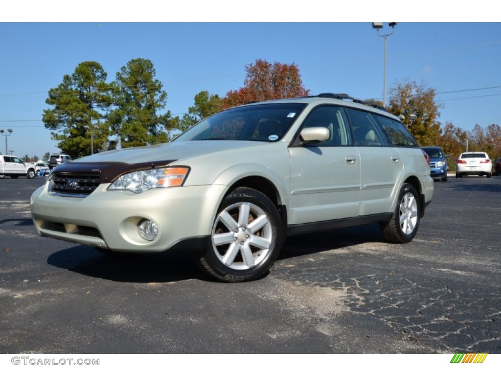 2006 Outback 2.5i Limited Wagon - Champagne Gold Opalescent / Taupe photo #1