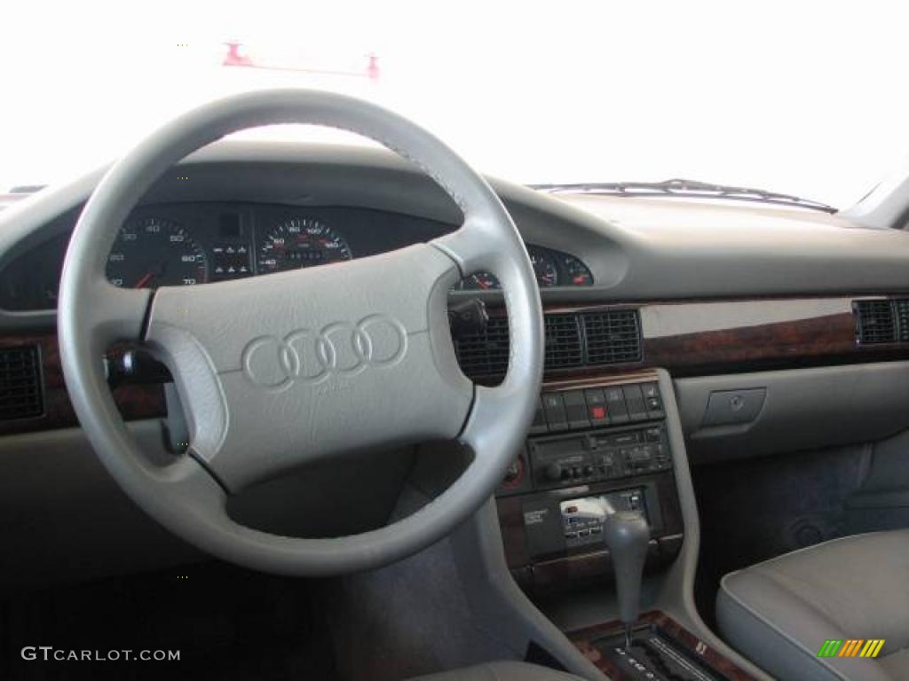 1991 Audi V8 quattro Steering Wheel Photos