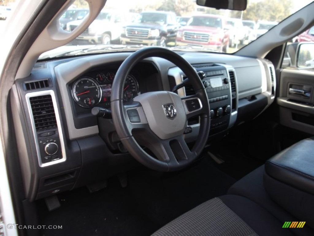 2011 Ram 1500 SLT Quad Cab - Bright White / Dark Slate Gray/Medium Graystone photo #12