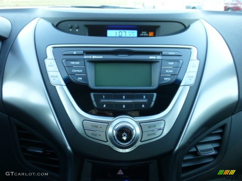 2013 Hyundai Elantra Coupe GS Controls Photo #73869329