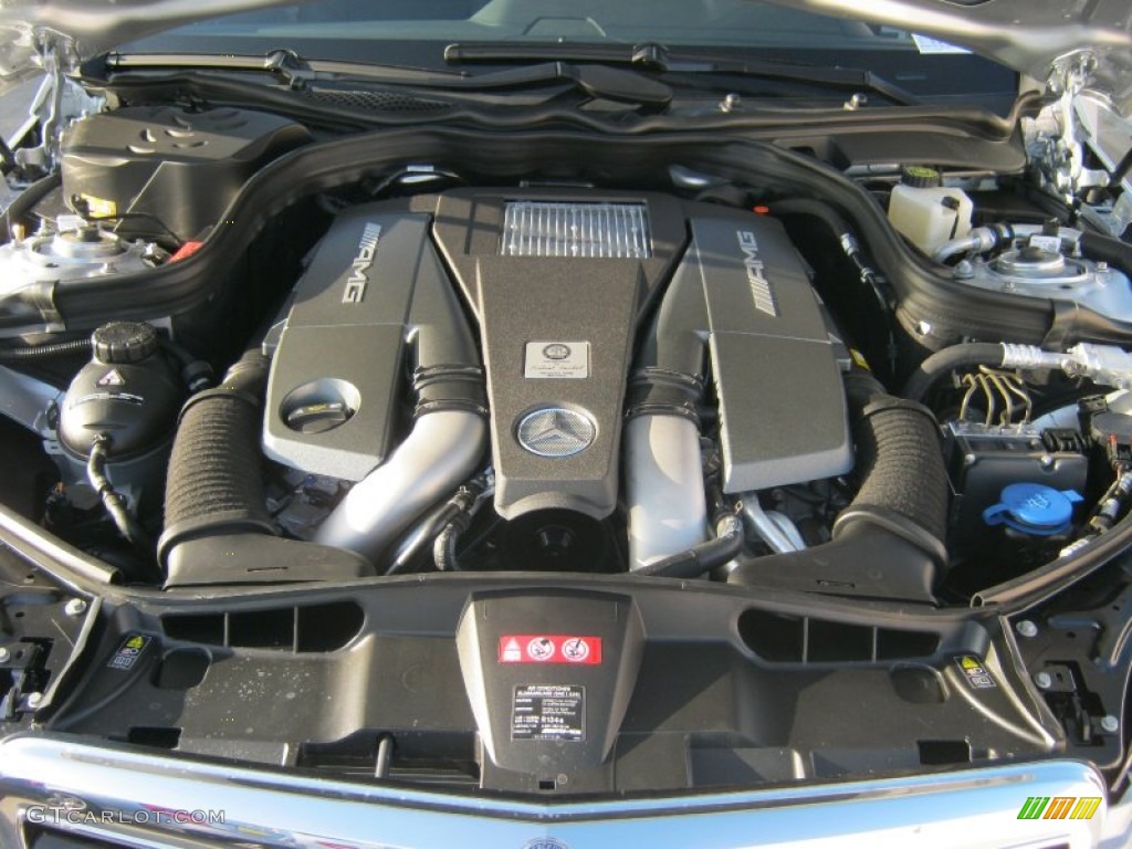 2013 Mercedes-Benz E 63 AMG Wagon Engine Photos