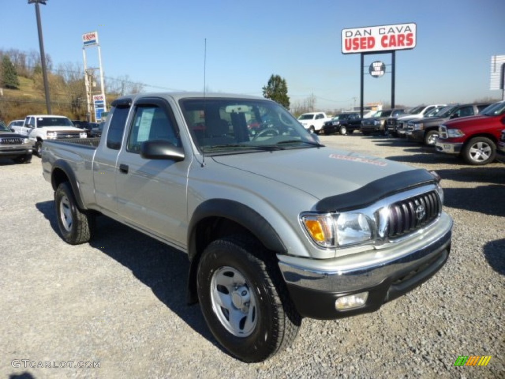 2004 Tacoma SR5 Xtracab 4x4 - Lunar Mist Metallic / Charcoal photo #1