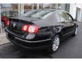 Deep Black - Passat Komfort Sedan Photo No. 5