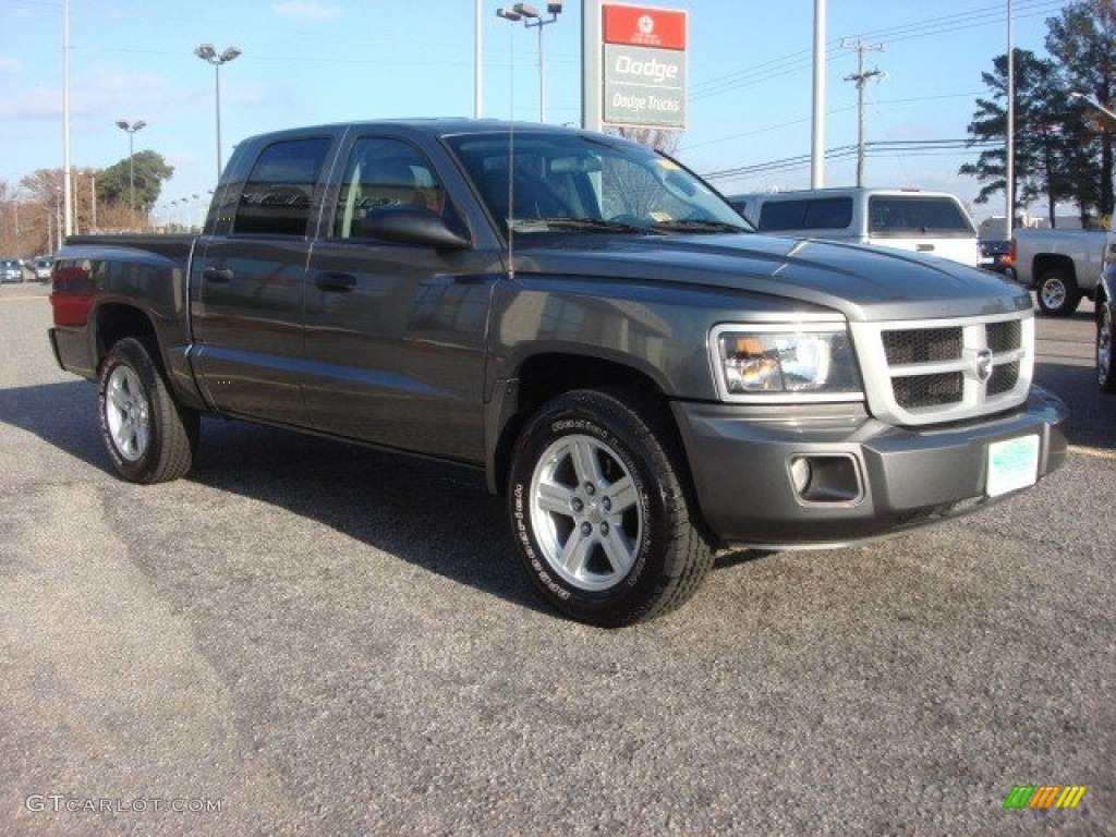 2010 Dakota Big Horn Crew Cab - Mineral Gray Metallic / Dark Slate Gray/Medium Slate Gray photo #7