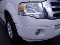 Oxford White - Expedition XLT Photo No. 2