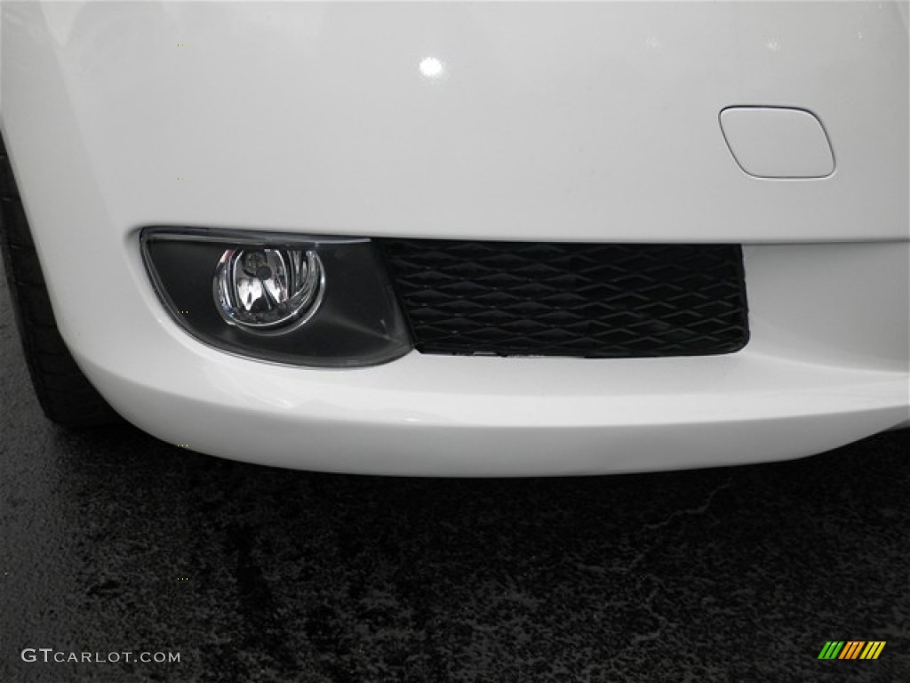 2010 3 Series 328i Coupe - Alpine White / Black photo #4