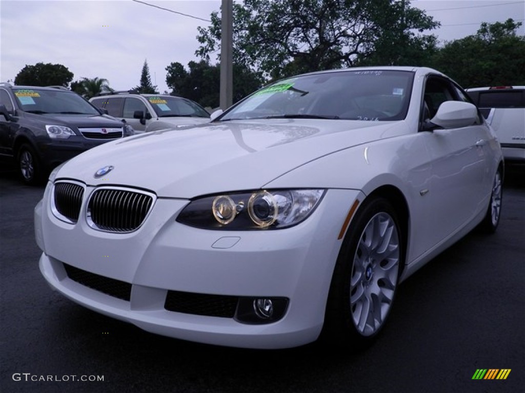 2010 3 Series 328i Coupe - Alpine White / Black photo #11