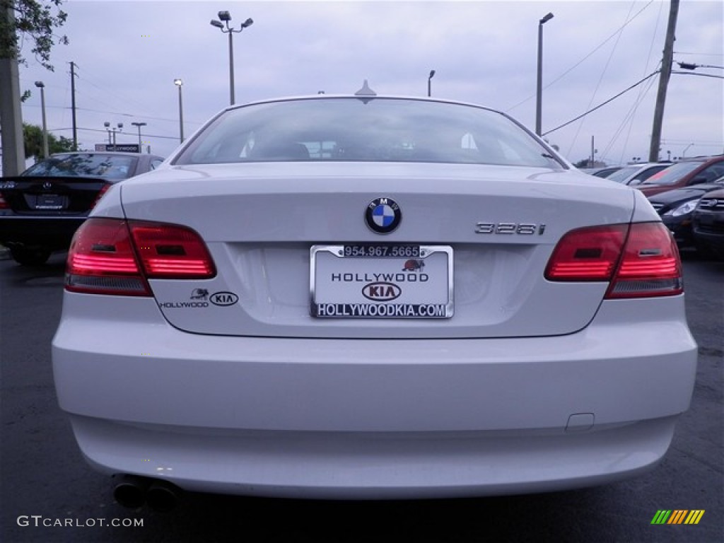 2010 3 Series 328i Coupe - Alpine White / Black photo #16