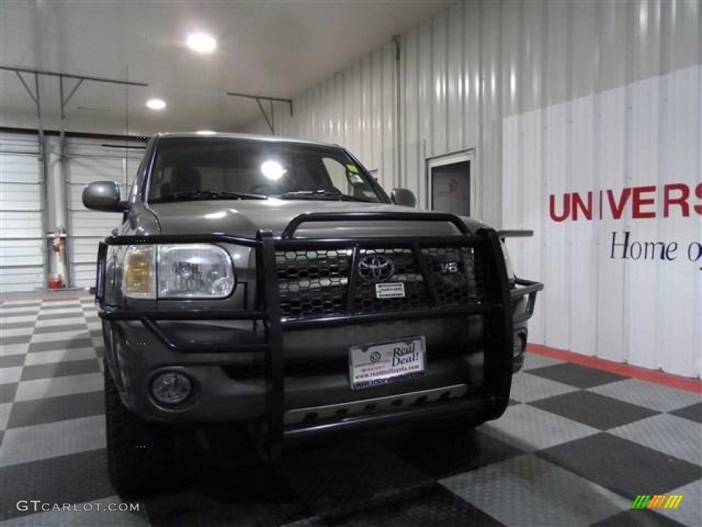 2005 Tundra Limited Double Cab 4x4 - Phantom Gray Pearl / Light Charcoal photo #2