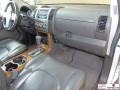 2005 Silver Lightning Metallic Nissan Pathfinder LE  photo #27